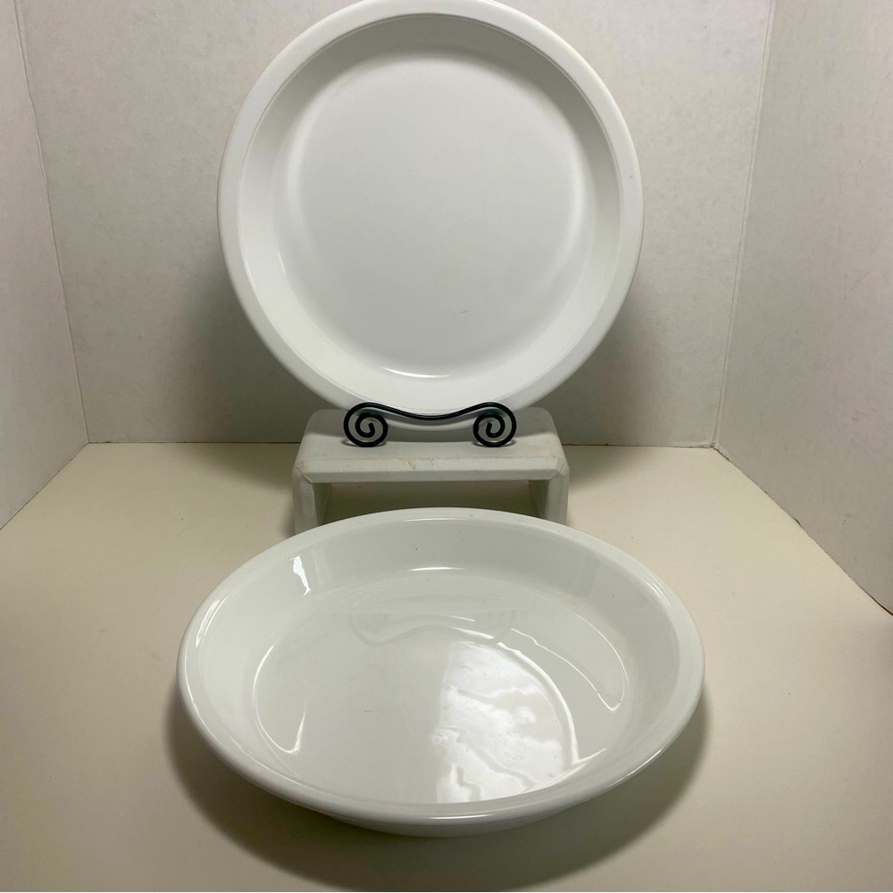 Corning ware pie serving plate dish P – 309 solid white 9.25 diameter - Picture 1 of 4